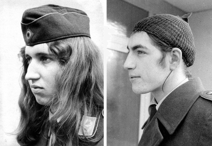 Zwei Schwarzweiß-Fotos zeigen einen Mann mit langen Haaren und einer Bundeswehrkappe und einen Mann, dessen Haare in einem Haarnetz sind.