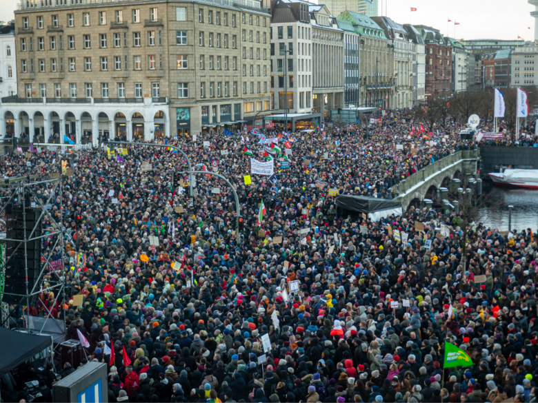 Demonstrators at Jungfernstieg in Hamburg.