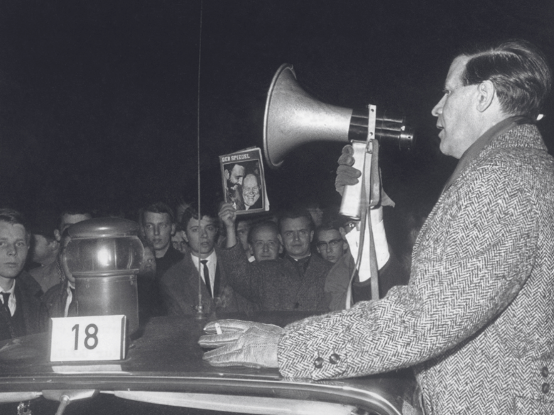 Helmut Schmidt with megaphone in front of demonstrators