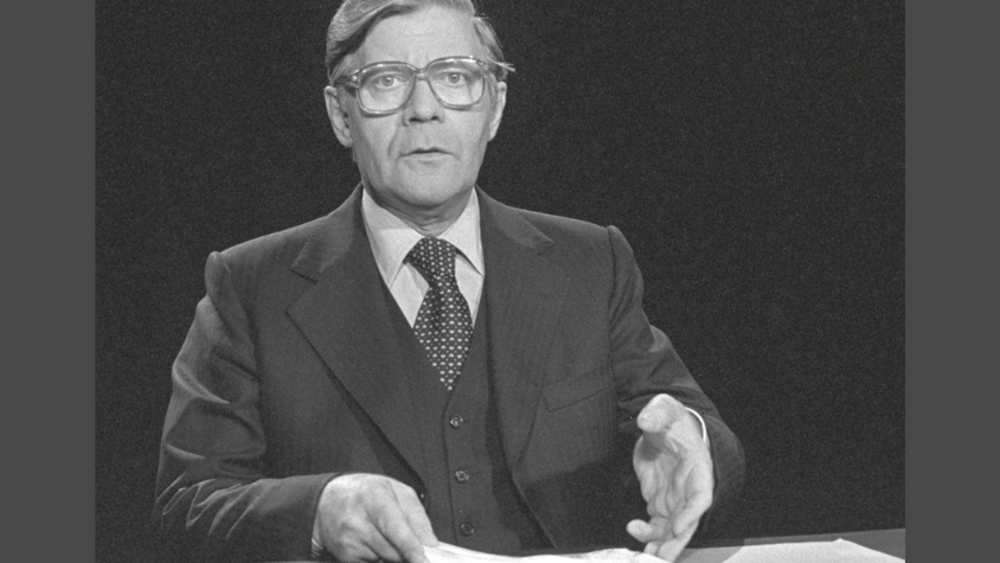 Helmut Schmidt during a television address