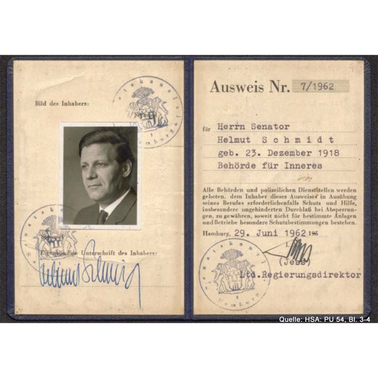 Kopie des Ausweises von Helmut Schmidt