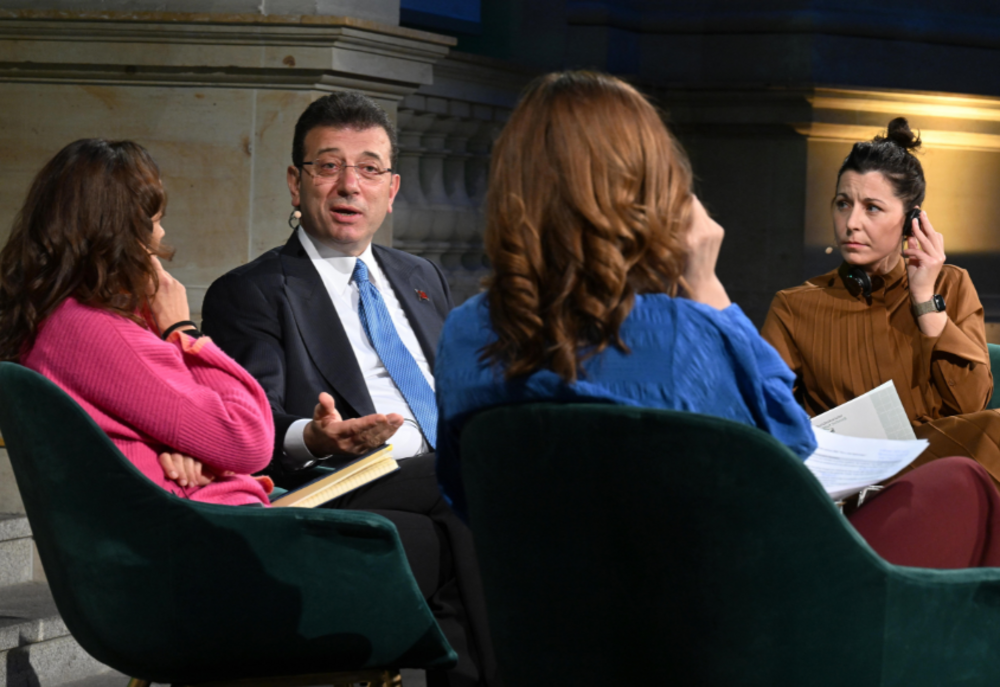Istanbul's mayor Ekrem İmamoğlu, Dr Elisabeth Winter, Dr Nathalie Tocci and presenter Kristie Pladson in conversation.